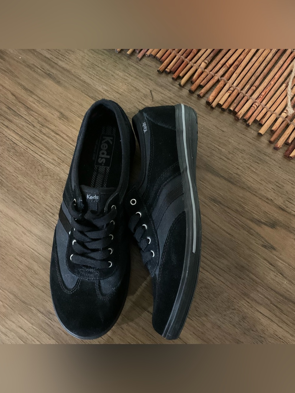 - Keds Womens Canvas Lace Up Sneakers, Black, 7.5
